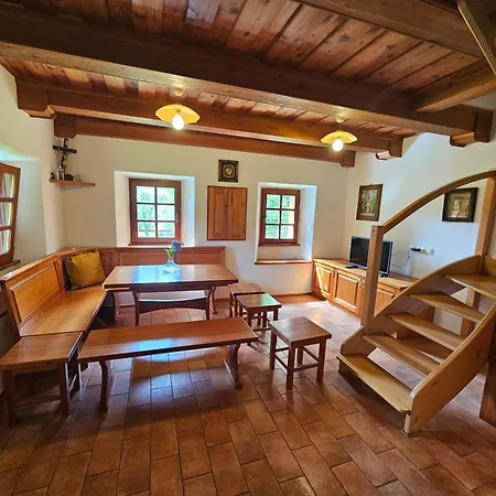 Meznarija - Cerovec Holiday home *